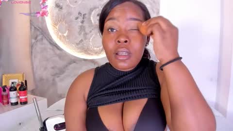 Snapshot of rianamanson chatting on 12-04-25, 05:06 Riana online show from 12-04-25, 05:06