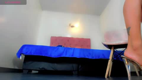 Snapshot of riannagarcia_ chatting on 04-25-26, 07:44 Rianna Garcia online show from 04-25-26, 07:44