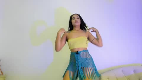 Snapshot of riby_ chatting on 05-15-26, 07:21 riby online show from 05-15-26, 07:21