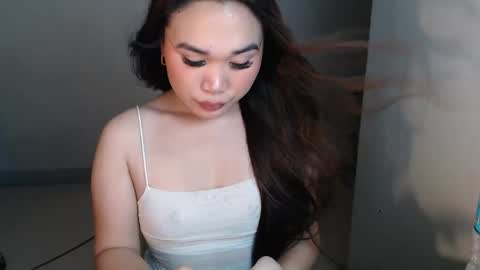Snapshot of ricaluvzz chatting on 11-06-25, 04:46 RICA online show from 11-06-25, 04:46