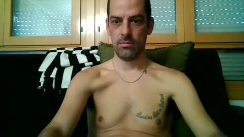 Snapshot of ricardohawtin chatting on 02-18-26, 05:31 ricardohawtin online show from 02-18-26, 05:31