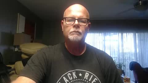 rich32937 online show from 04-13-26, 12:10