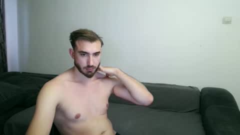 richard111223 online show from 11-25-25, 01:22