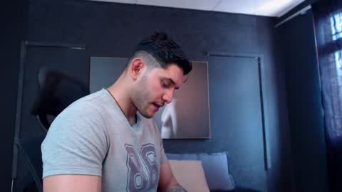 Snapshot of richard_milleer chatting on 05-12-26, 04:37 Ricardo online show from 05-12-26, 04:37
