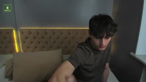 Richard online show from 02-10-26, 03:27