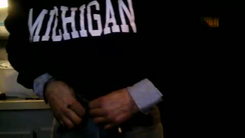 Snapshot of richbase chatting on 01-14-25, 03:43 Richbase online show from 01-14-25, 03:43