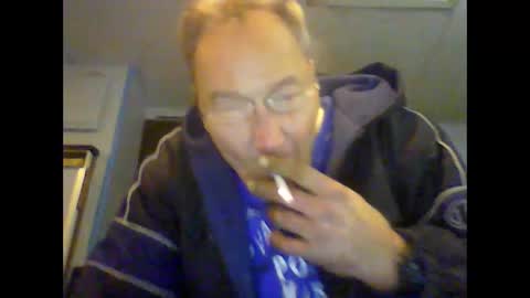 Snapshot of richbase chatting on 01-15-25, 08:51 Richbase online show from 01-15-25, 08:51