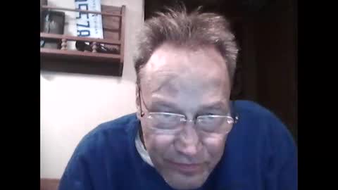 Snapshot of richbase chatting on 01-18-25, 03:31 Richbase online show from 01-18-25, 03:31