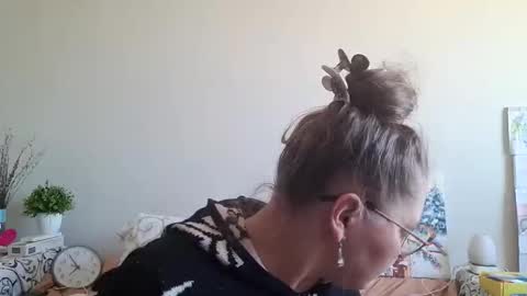 Anna - not anna - right Anna  online show from 02-21-26, 01:34