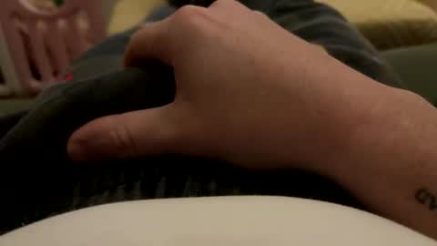 richmondal83 online show from 11-03-25, 08:21