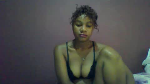 Snapshot of ricie001 chatting on 04-25-26, 12:08 ricie001 online show from 04-25-26, 12:08