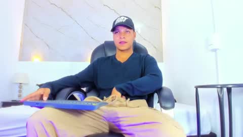 Ricky  online show from 02-07-25, 09:26