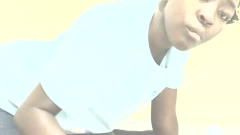 Snapshot of ricmarly chatting on 03-10-26, 12:10 RicMarly online show from 03-10-26, 12:10