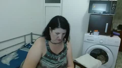 Snapshot of ridemerafsuzana chatting on 01-06-25, 04:02 Ridemeraf online show from 01-06-25, 04:02