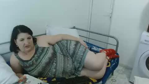 Snapshot of ridemerafsuzana chatting on 01-06-25, 07:13 Ridemeraf online show from 01-06-25, 07:13