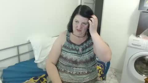 Snapshot of ridemerafsuzana chatting on 01-31-25, 06:57 Ridemeraf online show from 01-31-25, 06:57