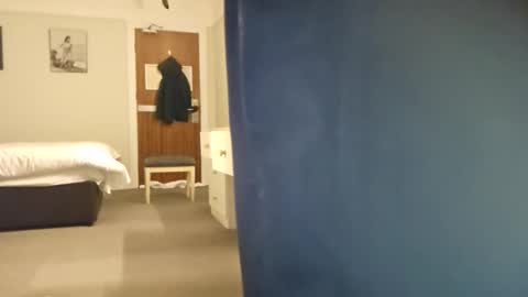 ridetherodd96 online show from 11-22-25, 01:59