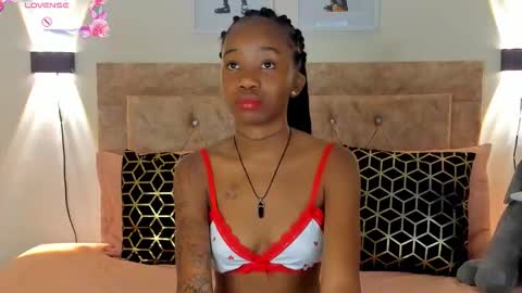 Snapshot of rihana_hot01 chatting on 02-19-26, 01:34 ri ri online show from 02-19-26, 01:34