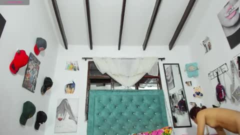 Rihanna hotx online show from 02-11-26, 03:00