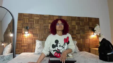 Sara online show from 10-21-25, 10:05