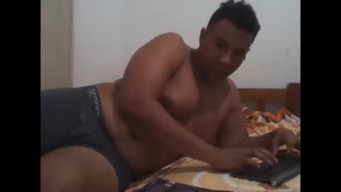 Snapshot of rihnohot chatting on 10-26-25, 02:17 RhinoHot online show from 10-26-25, 02:17