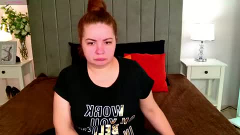Snapshot of riise_vol chatting on 07-19-26, 06:17 riise_vol online show from 07-19-26, 06:17