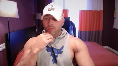 Snapshot of rikadler chatting on 10-20-25, 07:53 rikadler online show from 10-20-25, 07:53