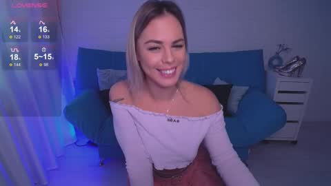 Snapshot of rikaraily chatting on 11-11-25, 07:08 Rika online show from 11-11-25, 07:08