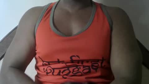 Snapshot of rikkiblackhunk chatting on 01-17-26, 07:02 Rikki online show from 01-17-26, 07:02