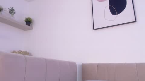 Riley online show from 02-05-25, 10:33