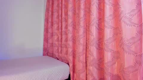 Riley online show from 11-18-25, 09:19