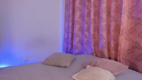 Riley online show from 04-14-26, 09:54