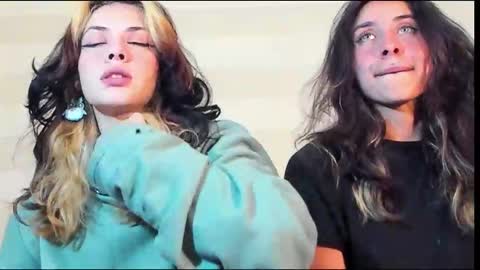 Riley online show from 12-14-25, 05:24