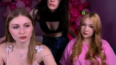 Meow online show from 02-11-26, 08:36