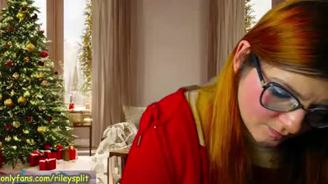 RileyComely online show from 12-21-24, 01:36