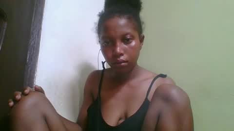 Snapshot of rinah654271 chatting on 02-07-26, 07:28 rinah654271 online show from 02-07-26, 07:28