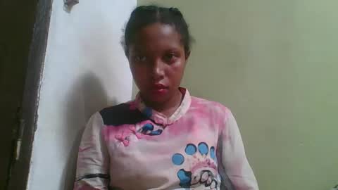 Snapshot of rinah654271 chatting on 04-25-26, 01:41 rinah654271 online show from 04-25-26, 01:41