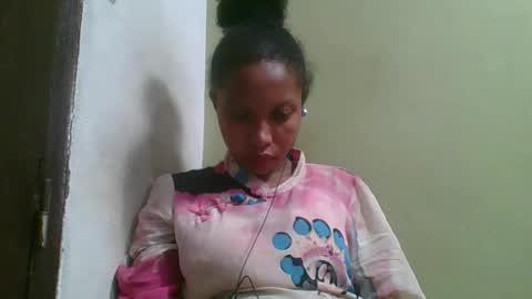Snapshot of rinah654271 chatting on 05-07-26, 04:18 rinah654271 online show from 05-07-26, 04:18