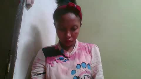 Snapshot of rinah654271 chatting on 05-08-26, 02:39 rinah654271 online show from 05-08-26, 02:39