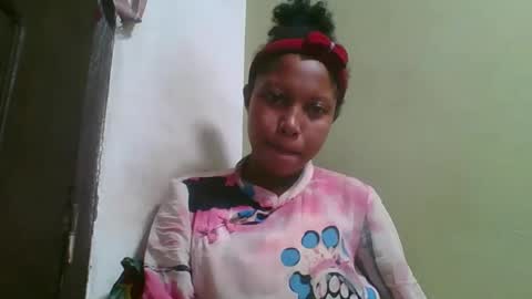 Snapshot of rinah654271 chatting on 05-09-26, 04:06 rinah654271 online show from 05-09-26, 04:06