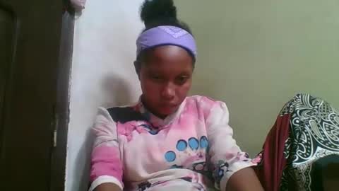 Snapshot of rinah654271 chatting on 05-15-26, 05:42 rinah654271 online show from 05-15-26, 05:42