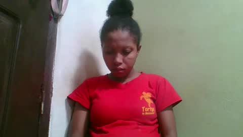 Snapshot of rinah654271 chatting on 05-23-26, 02:50 rinah654271 online show from 05-23-26, 02:50