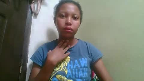 Snapshot of rinah654271 chatting on 05-30-26, 03:14 rinah654271 online show from 05-30-26, 03:14