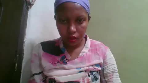 Snapshot of rinah654271 chatting on 06-01-26, 02:30 rinah654271 online show from 06-01-26, 02:30