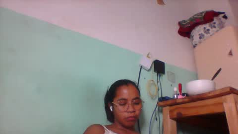 Snapshot of rinah856024 chatting on 05-06-26, 07:41 rinah856024 online show from 05-06-26, 07:41