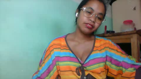 Snapshot of rinah856024 chatting on 05-27-26, 04:59 rinah856024 online show from 05-27-26, 04:59