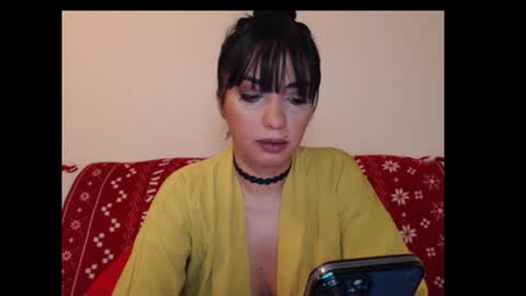 riri_mojo_92 online show from 11-01-25, 07:27