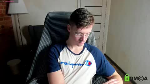 VAnitas online show from 11-30-25, 01:26