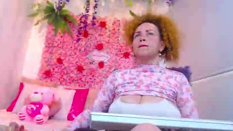 Risitos De Oro online show from 10-17-25, 05:59