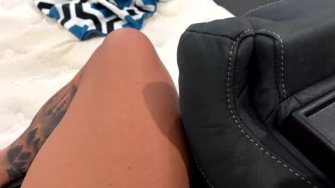 Snapshot of riskyshowoff chatting on 02-05-25, 12:20 House to myself boss me around online show from 02-05-25, 12:20